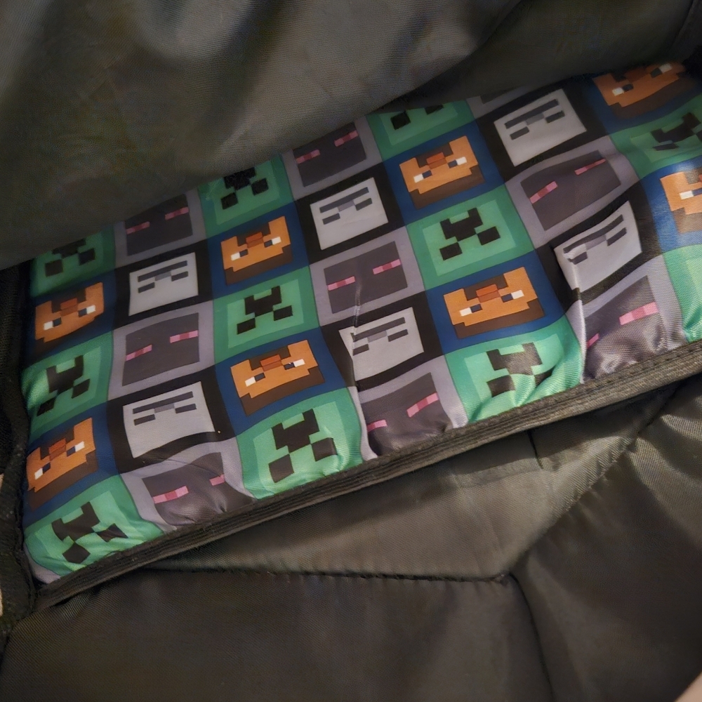 Minecraft 18" Backpack With A Large Inside & Outs… - image 8